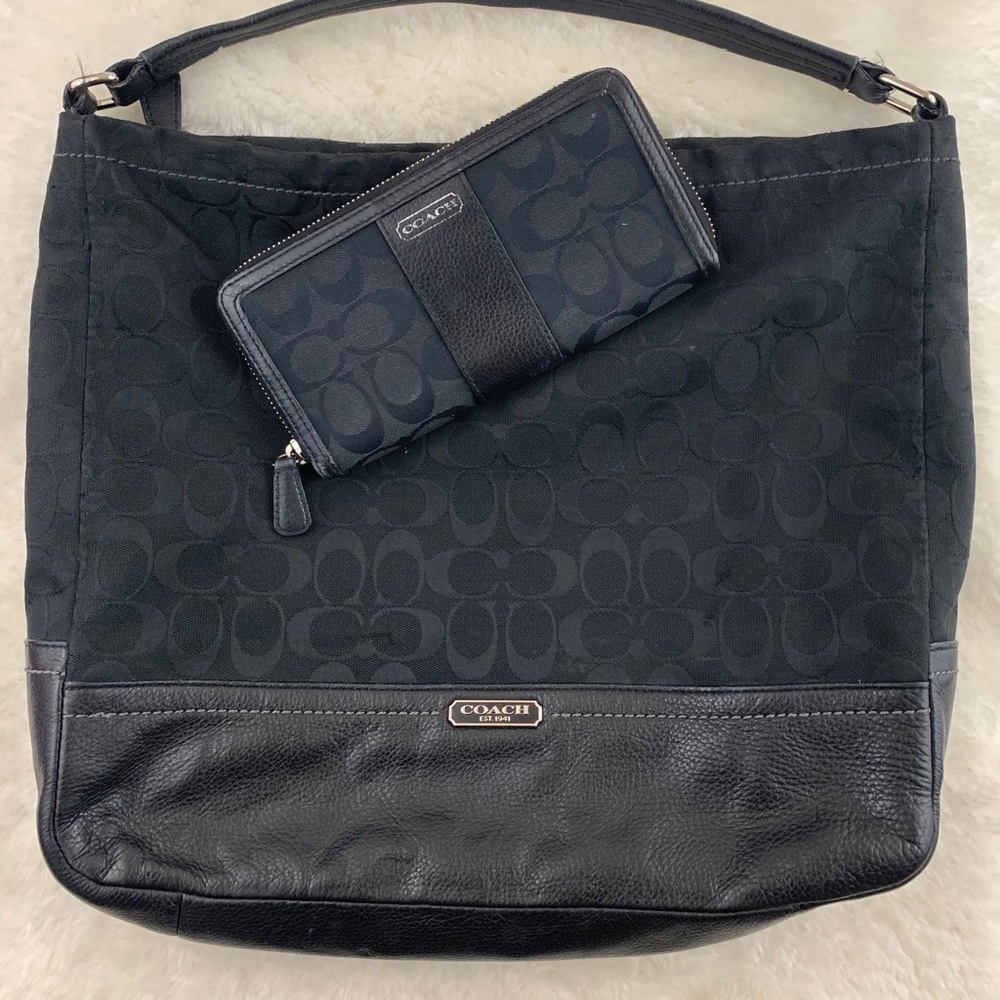 Coach Signature Purse and Wallet
